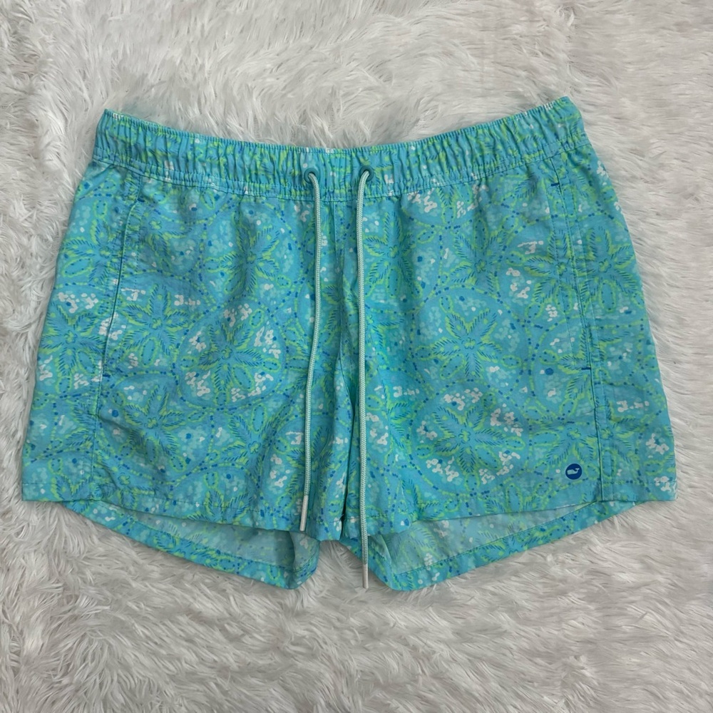 EUC Vineyard Vines Performance Nylon Athletic Shorts!